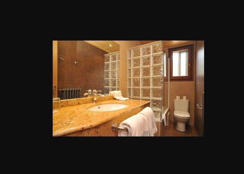Hotel Roya Espot Εξωτερικό φωτογραφία